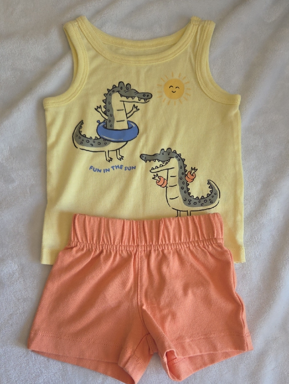 Beautiful Garanimal Summer Oufit - 0-3 Mo